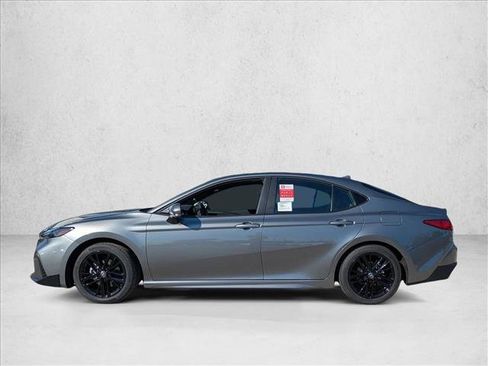 New 2026 Toyota Camry SE image 5