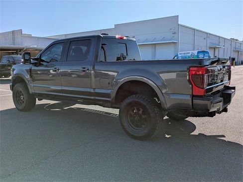 Used 2020 Ford F350 Lariat image 5