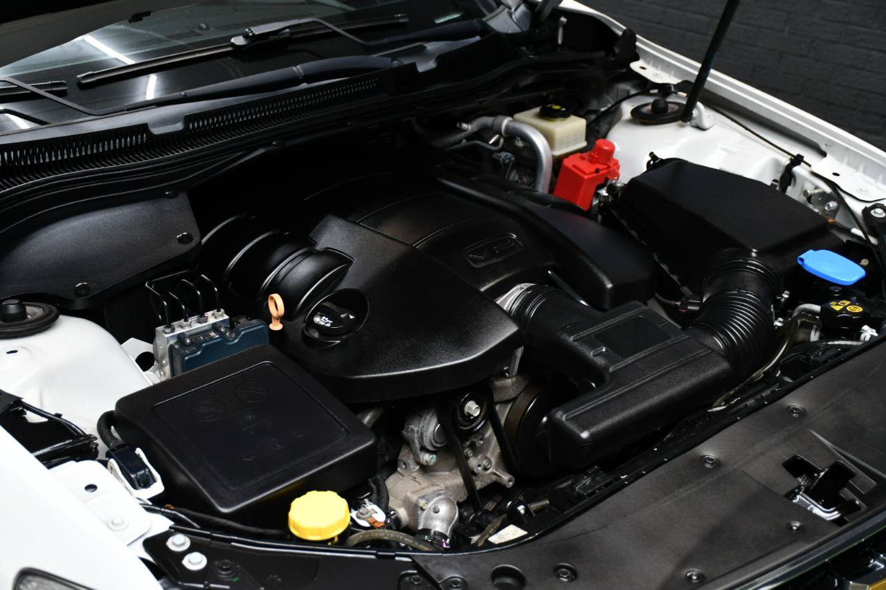 Used 2016 Chevrolet SS RWD image 13