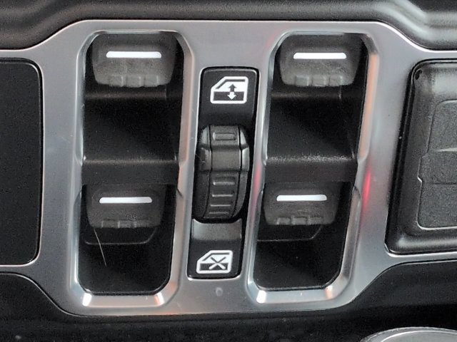 Certified 2022 Jeep Wrangler Unlimited Sport AWD/4WD image 25