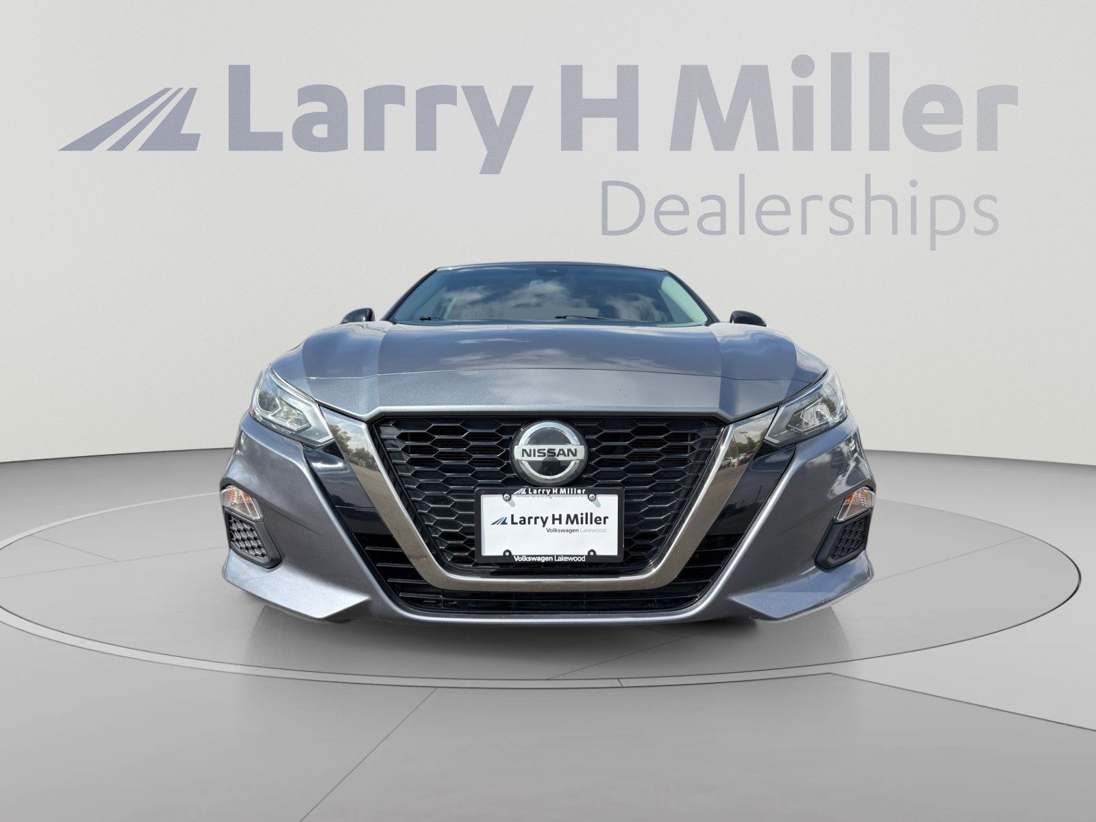 Used 2021 Nissan Altima 2.5 SR FWD image 8