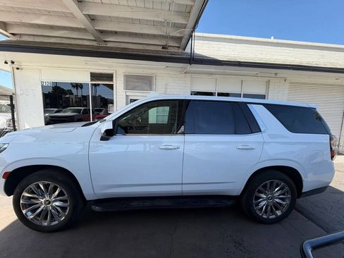 Used 2022 Chevrolet Tahoe 2WD image 2