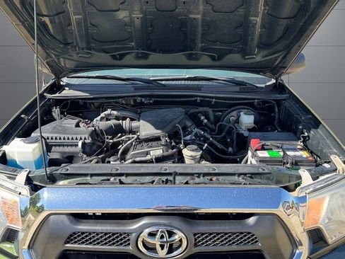 Used 2012 Toyota Tacoma 2WD Double Cab w/ SR5 Pkg image 20