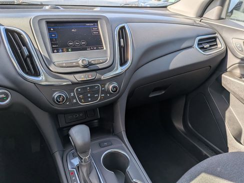 Used 2024 Chevrolet Equinox LT image 22