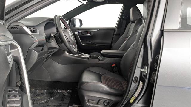 Used 2024 Toyota RAV4 XSE AWD/4WD image 14