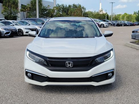 Used 2019 Honda Civic Touring image 2