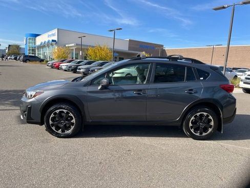 Used 2022 Subaru Crosstrek 2.0i Premium image 16