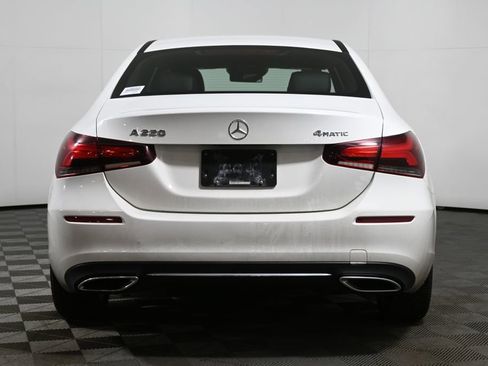 Certified 2019 Mercedes-Benz A 220 4MATIC image 9