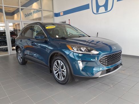 Used 2020 Ford Escape SEL image 1