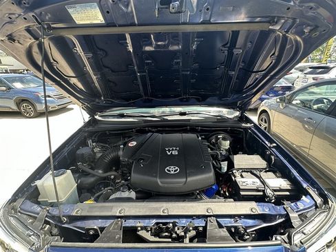 Used 2014 Toyota Tacoma PreRunner w/ SR5 Package RWD image 21