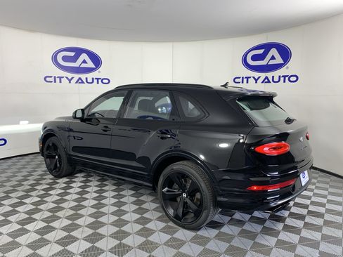 Used 2023 Bentley Bentayga AWD/4WD image 5