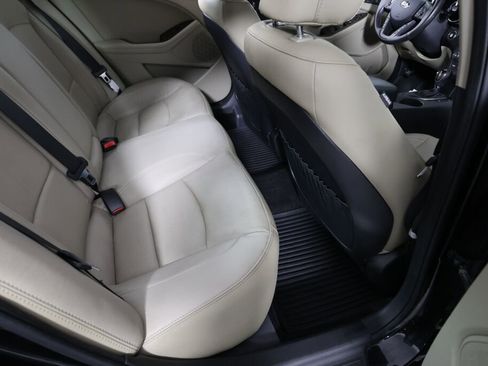 Used 2013 Kia Optima EX w/ Premium Pkg image 23