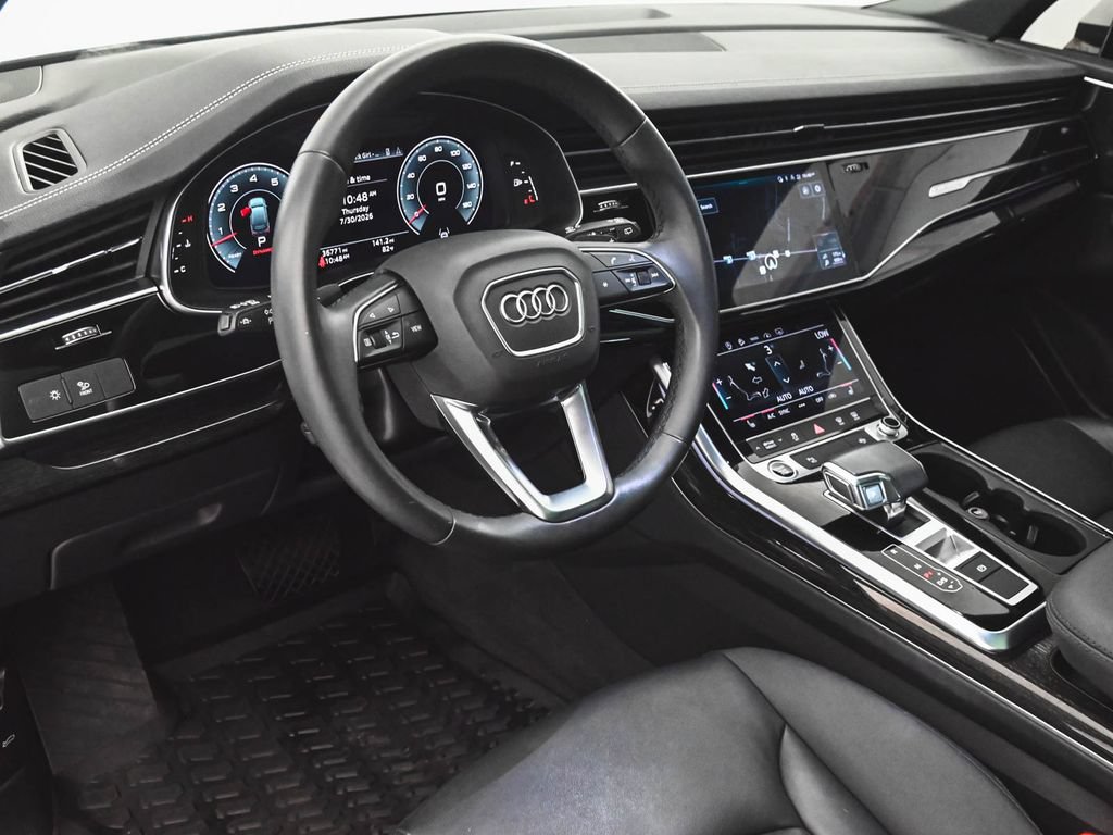 Used 2023 Audi Q7 3.0T Premium w/ Convenience Package AWD/4WD image 14
