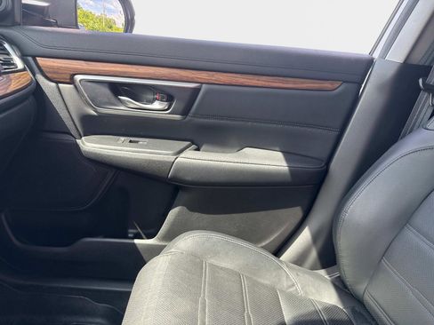 Used 2022 Honda CR-V Touring image 23