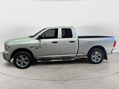 Used 2019 RAM 1500 Tradesman w/ Tradesman SXT Package AWD/4WD image 3