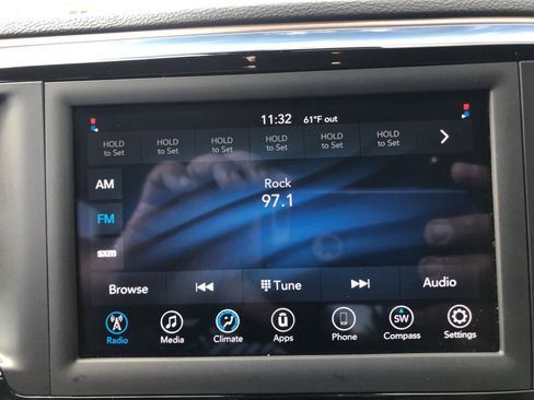 Used 2021 Chrysler Voyager LX image 23