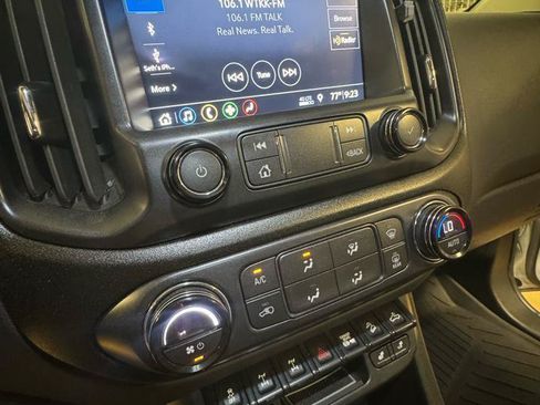Used 2021 Chevrolet Colorado ZR2 AWD/4WD image 13