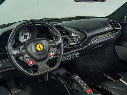 Used 2018 Ferrari 488 Spider RWD image 27
