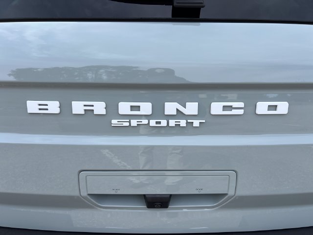 Used 2023 Ford Bronco Sport Outer Banks AWD/4WD image 39