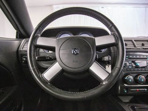 Used 2009 Dodge Challenger R/T image 44