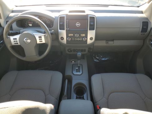 Certified 2020 Nissan Frontier SV w/ Midnight Edition Floor Mats image 22