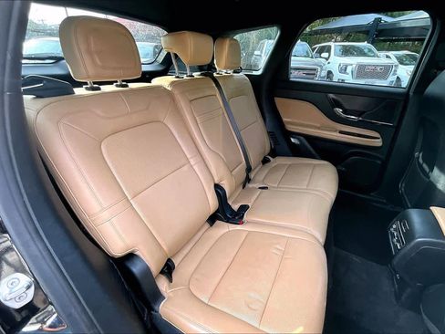 Used 2022 Lincoln Corsair Reserve image 19