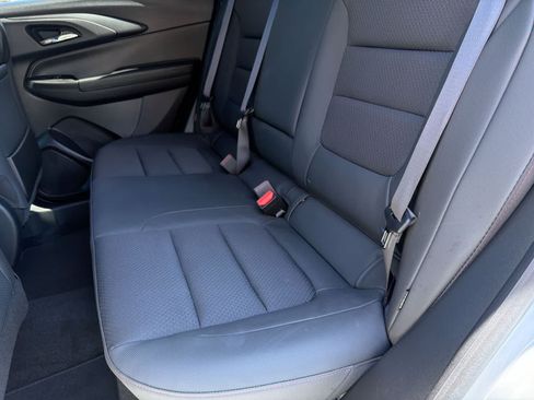 Used 2023 Chevrolet TrailBlazer RS w/ Sun and Liftgate Package AWD/4WD image 21