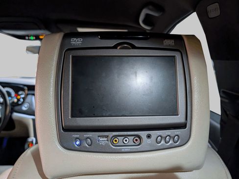 Used 2017 Cadillac XT5 FWD image 9
