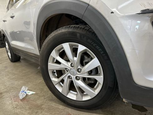 Used 2019 Hyundai Tucson Value AWD/4WD image 12
