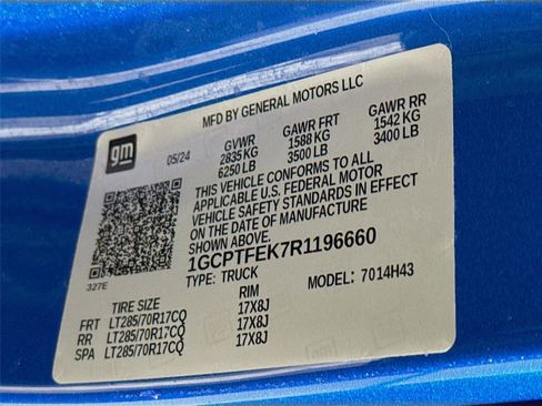 Used 2024 Chevrolet Colorado ZR2 w/ Safety Package image 33