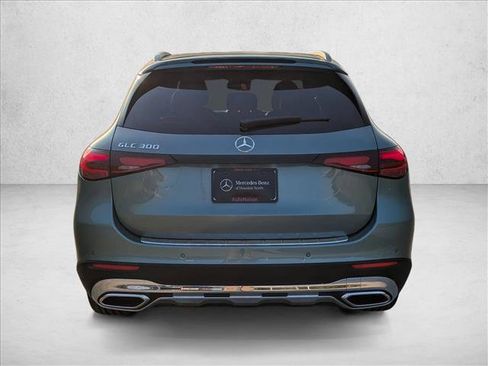 Used 2026 Mercedes-Benz GLC 300 image 9