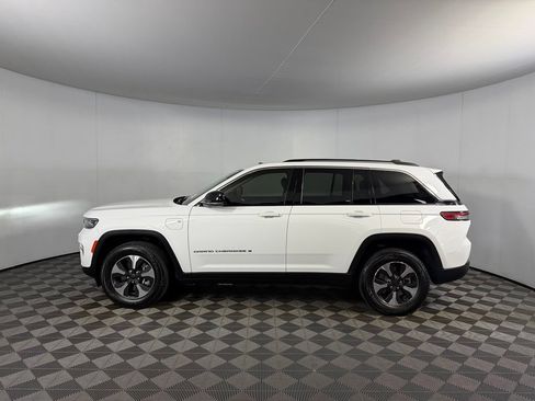 Used 2024 Jeep Grand Cherokee Limited 4xe AWD/4WD image 11