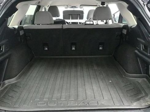 Used 2021 Subaru Outback Premium AWD/4WD image 12