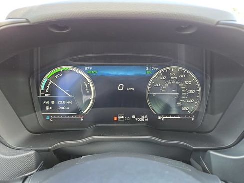 Used 2025 Subaru Forester Premium AWD/4WD image 19
