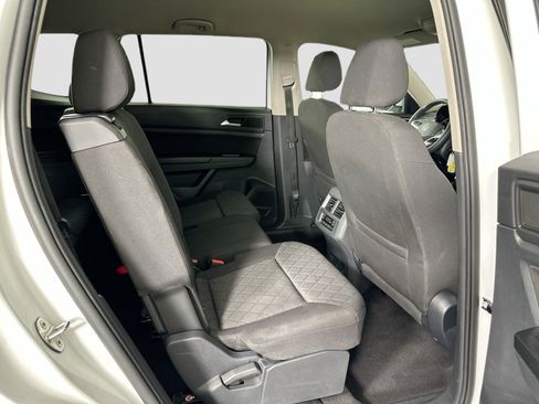 Used 2021 Volkswagen Atlas S image 20