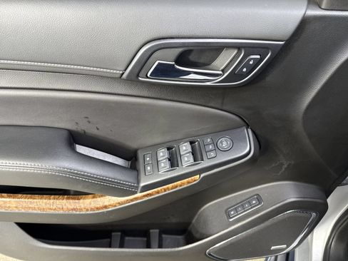 Used 2019 Chevrolet Tahoe Premier AWD/4WD image 21