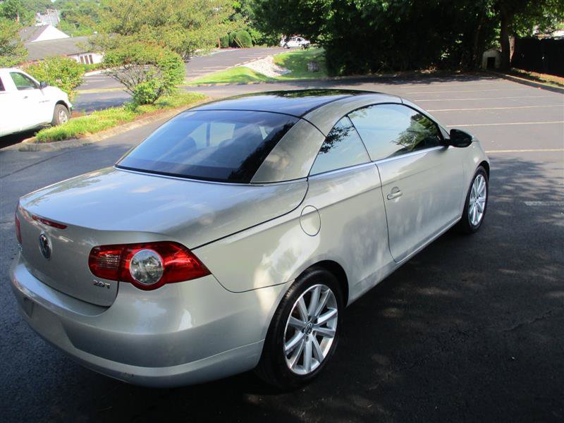 Used 2009 Volkswagen Eos Komfort FWD image 19