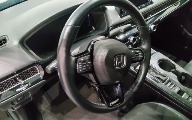 Used 2025 Honda Civic Sport image 29