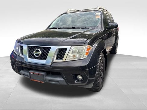 Used 2014 Nissan Frontier PRO-4X w/ Pro-4x Luxury Package AWD/4WD image 2