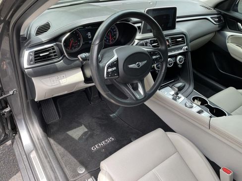 Used 2020 Genesis G70 2.0T RWD image 14