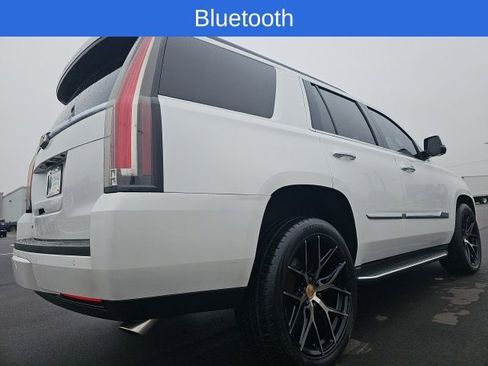 Used 2016 Cadillac Escalade Luxury image 5
