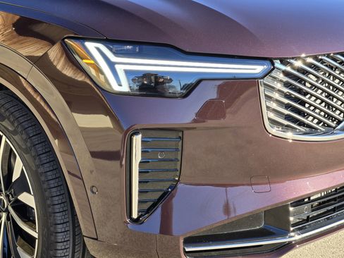 Used 2026 Volvo XC90 B6 Ultra image 14