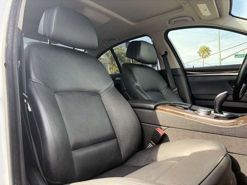 Used 2014 BMW 550i Sedan RWD image 29