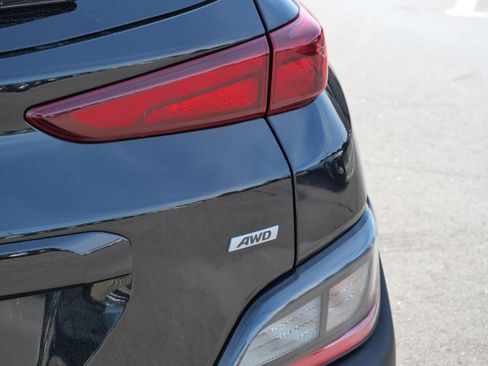 Certified 2023 Hyundai Kona SEL w/ Convenience Package image 17