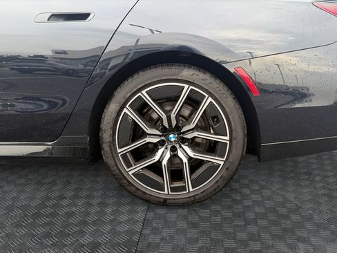 Used 2026 BMW 740i xDrive AWD/4WD image 12