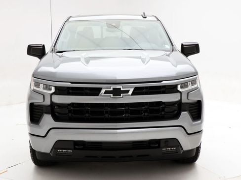 Used 2024 Chevrolet Silverado 1500 RST w/ Convenience Package II AWD/4WD image 4
