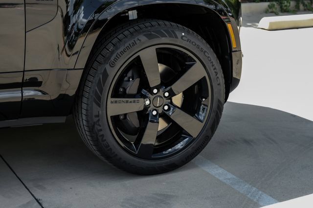 New 2026 Land Rover Defender 110 X-Dynamic SE AWD/4WD image 68