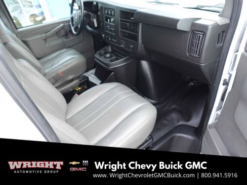 Used 2023 GMC Savana 2500 w/ Driver Convenience Package image 27