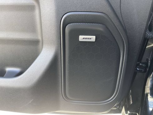 Used 2022 GMC Sierra 2500 AT4 w/ AT4 Premium Plus Package AWD/4WD image 25