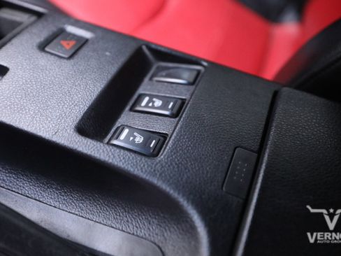 Used 2005 Nissan 350Z Touring image 13